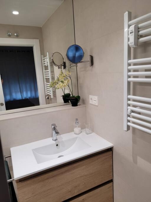 Apartamento Azabache Zaragoza Exteriör bild